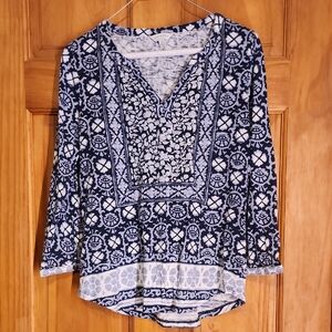 3/$20 Lucky Brand Blue and White Floral Blouse